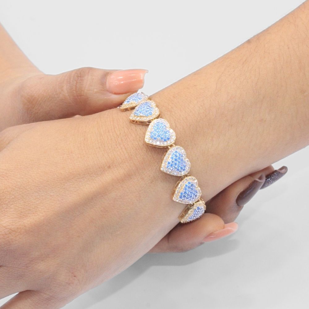 Pulsera de Oro 14k Hueca con Corazones Finos Incrustados de Zirconias Azules mod. 8140