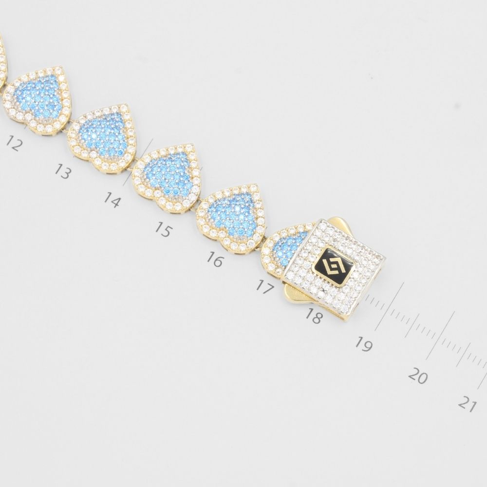 Pulsera de Oro 14k Hueca con Corazones Finos Incrustados de Zirconias Azules mod. 8140